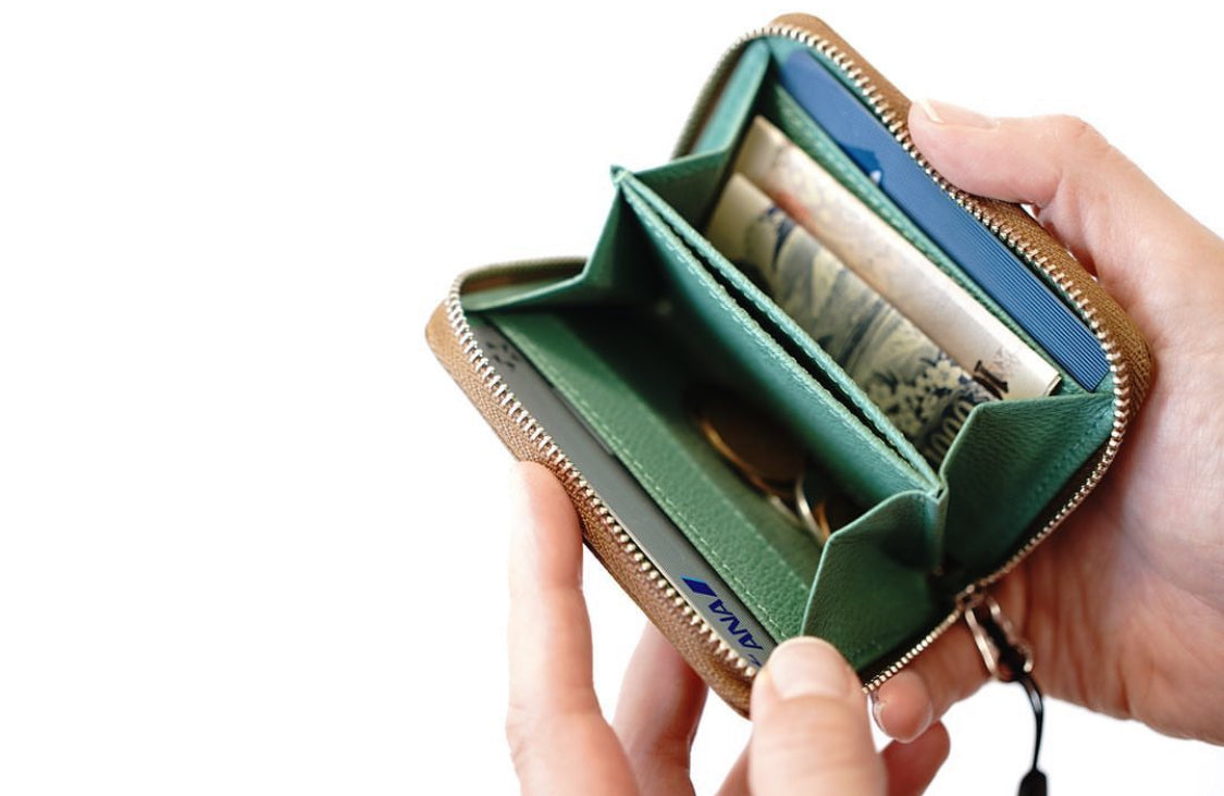 RawlowMountainWorks|Hillary Wallet ラウンドファスナーコインケース