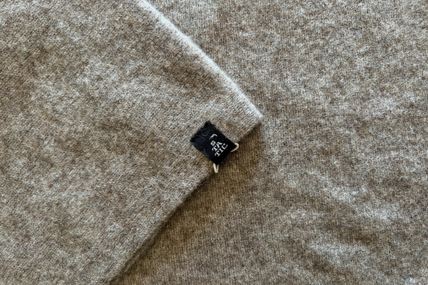 STATIC|YAK PULLOVER