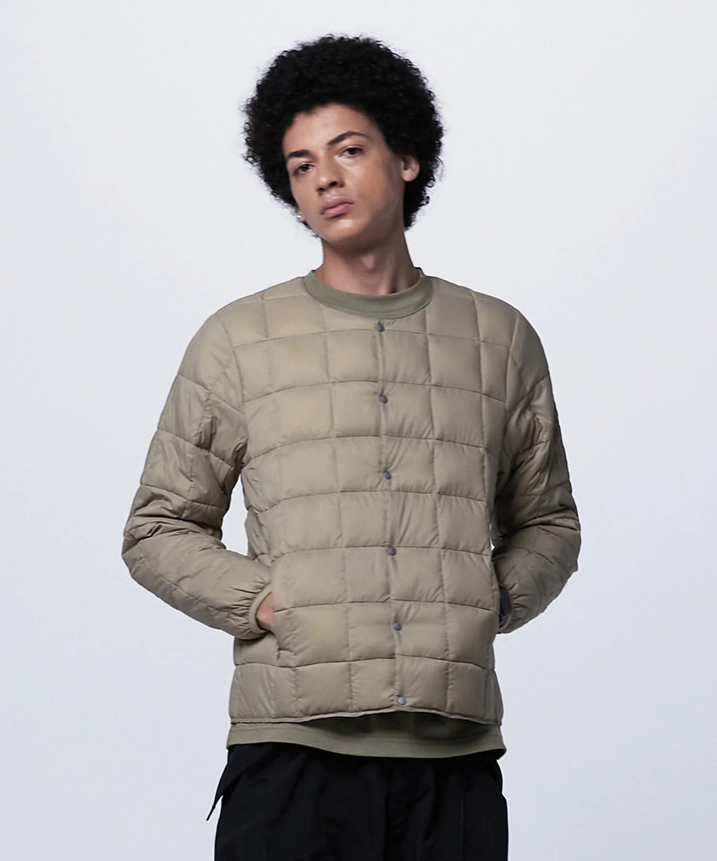 TAION|【MEN】ベーシック クルーネックボタン インナーダウンジャケット