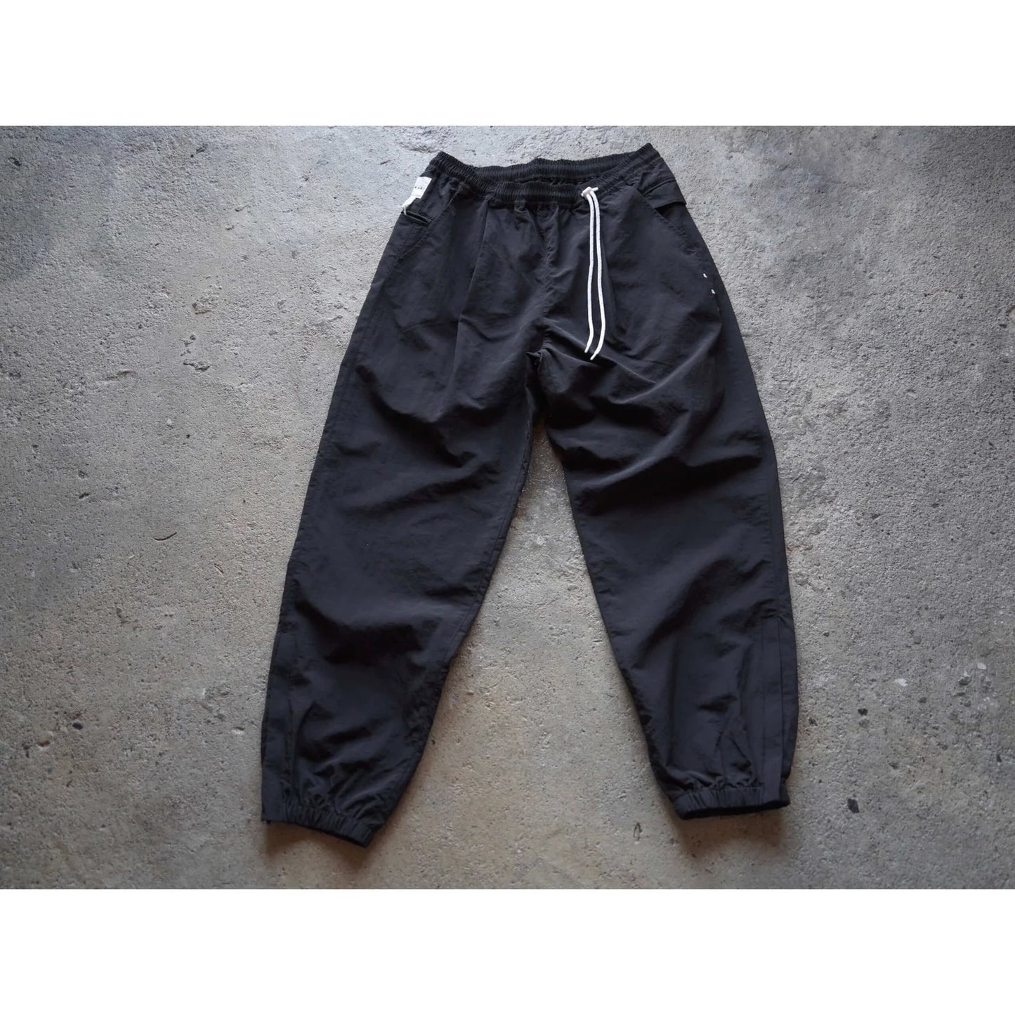 迷迭香|NYLON HARVEST TRAINER