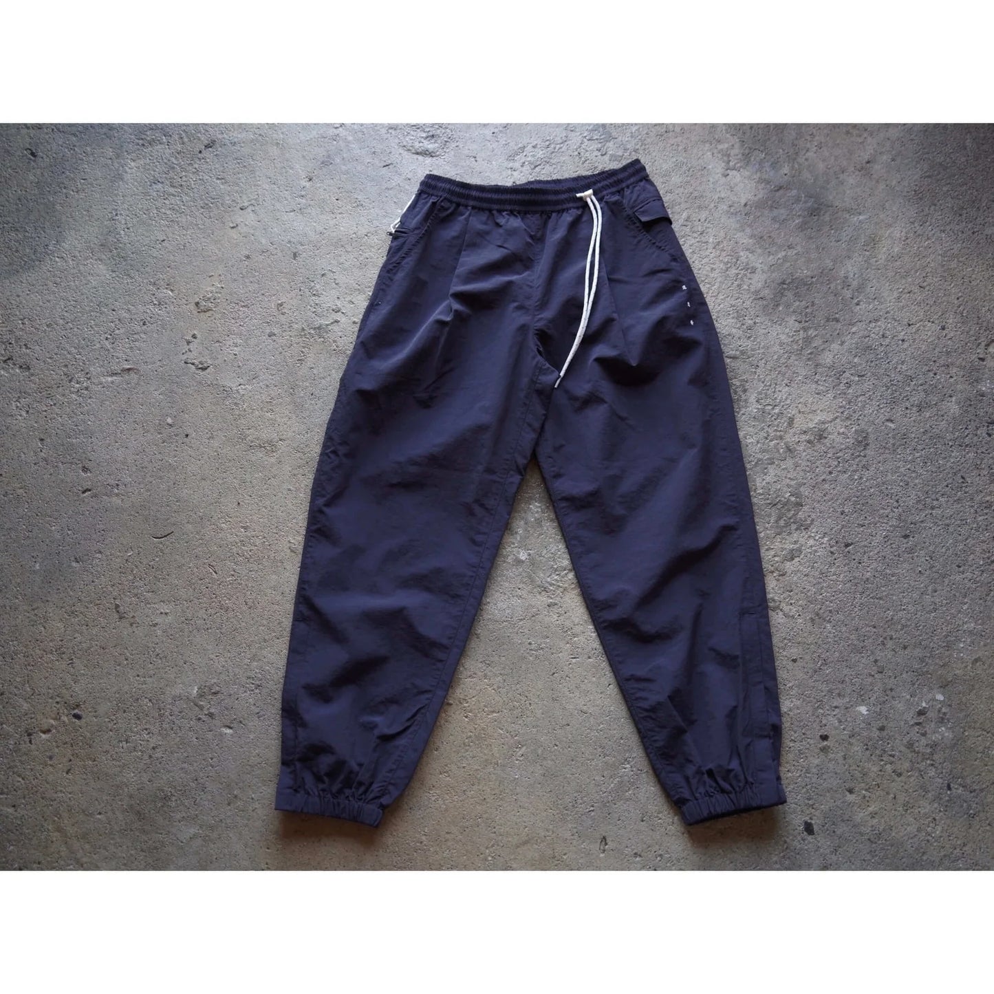 迷迭香|NYLON HARVEST TRAINER