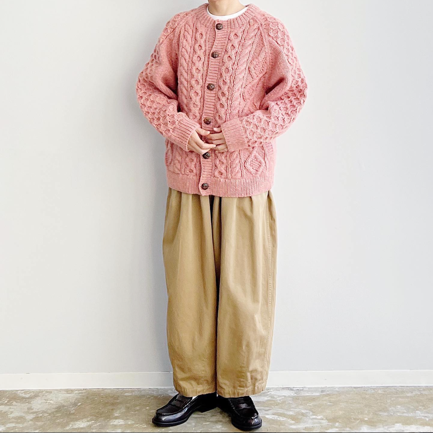 ハーベスティ ウール100 カーディガン ハンドニット ケーブルニット ハーベスティ ウール100 カーディガン ハンドニット ケーブルニット