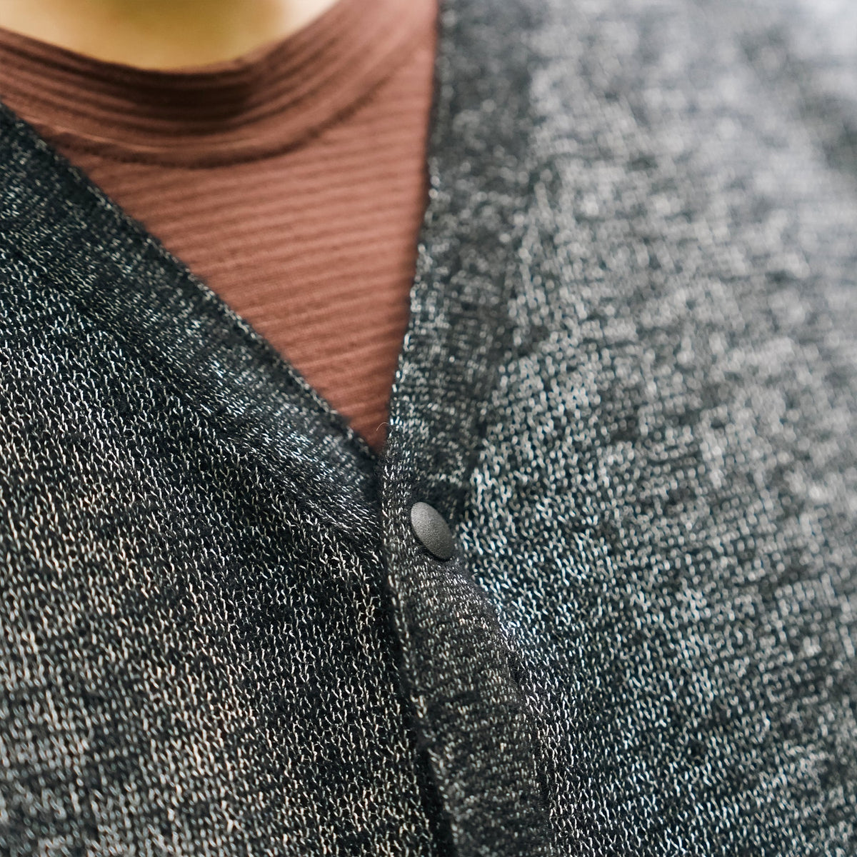 STATIC｜ROAR CARDIGAN